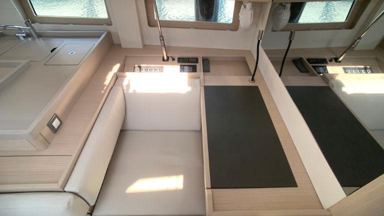 Oceanis 51.1 - 3 + 1 cab., picture 17