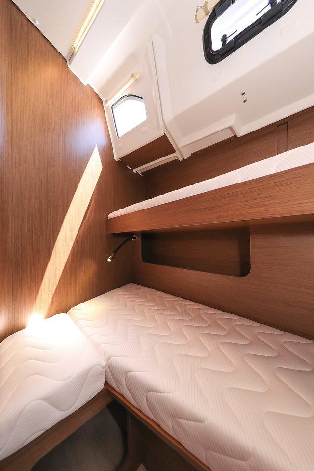 Oceanis 46.1, picture 15