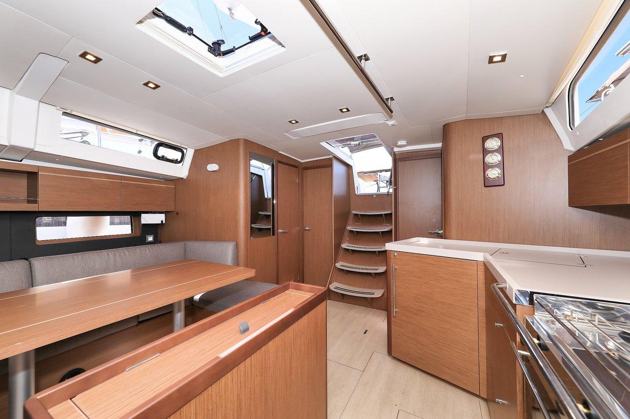 Oceanis 46.1, picture 9