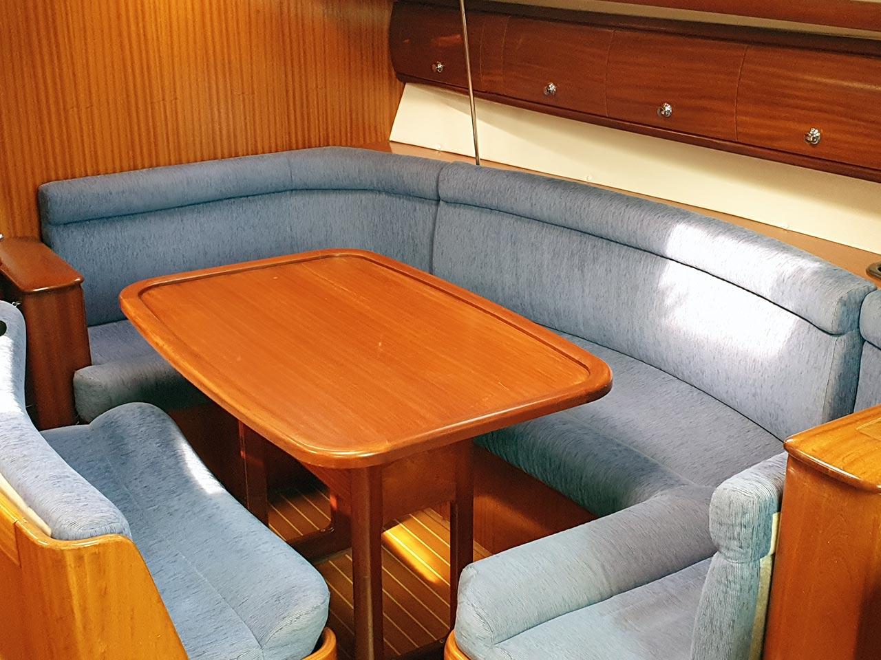 Bavaria 38, picture 6