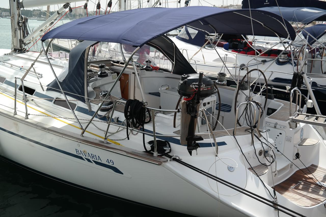 Bavaria 49, picture 1