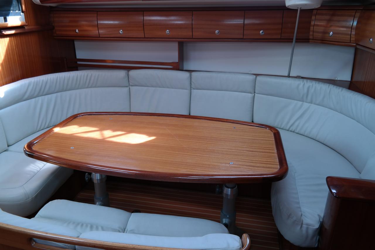 Bavaria 49, picture 7