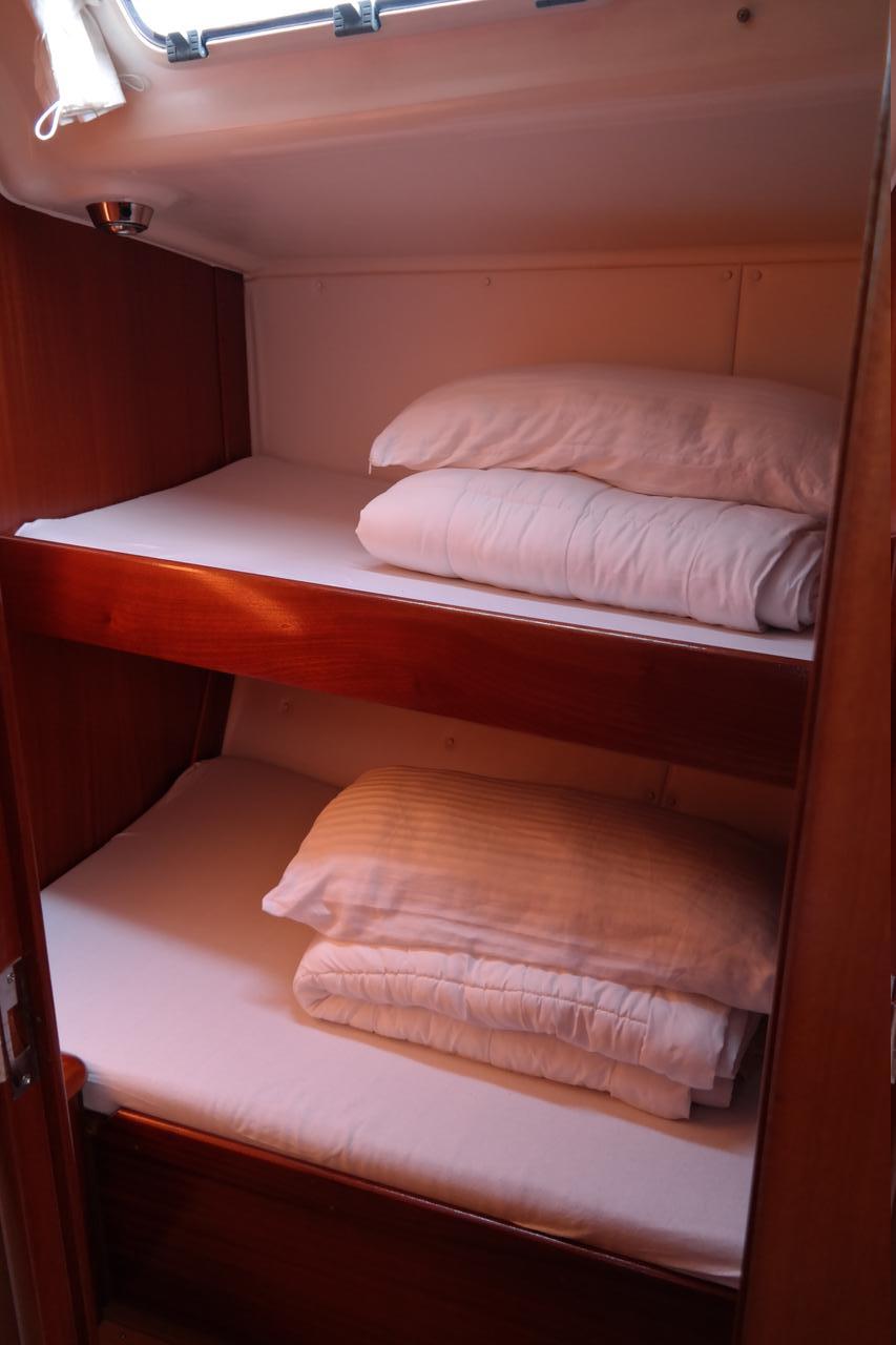 Bavaria 49, picture 12