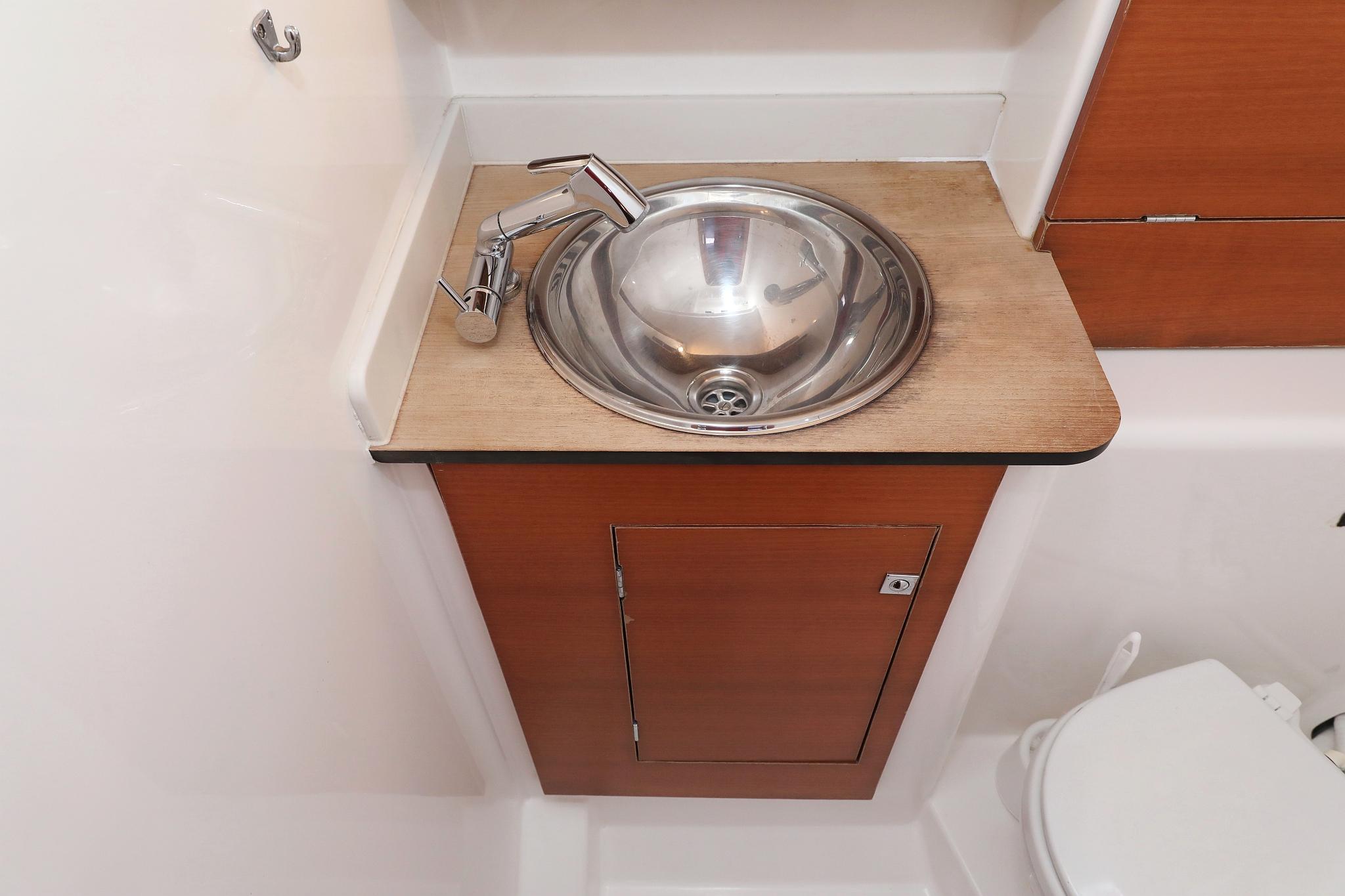 Dufour 350 GL, picture 32