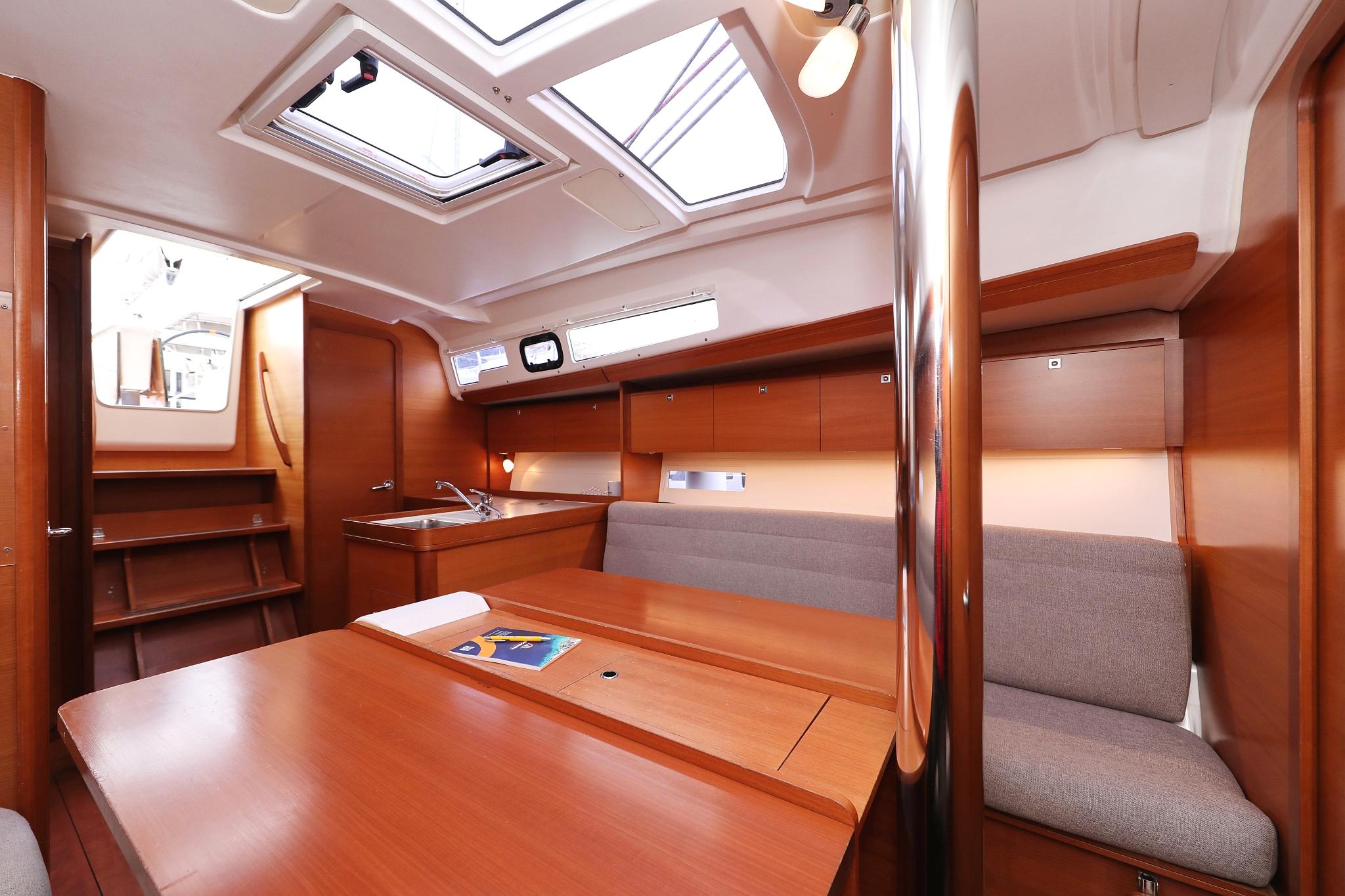 Dufour 350 GL, picture 16