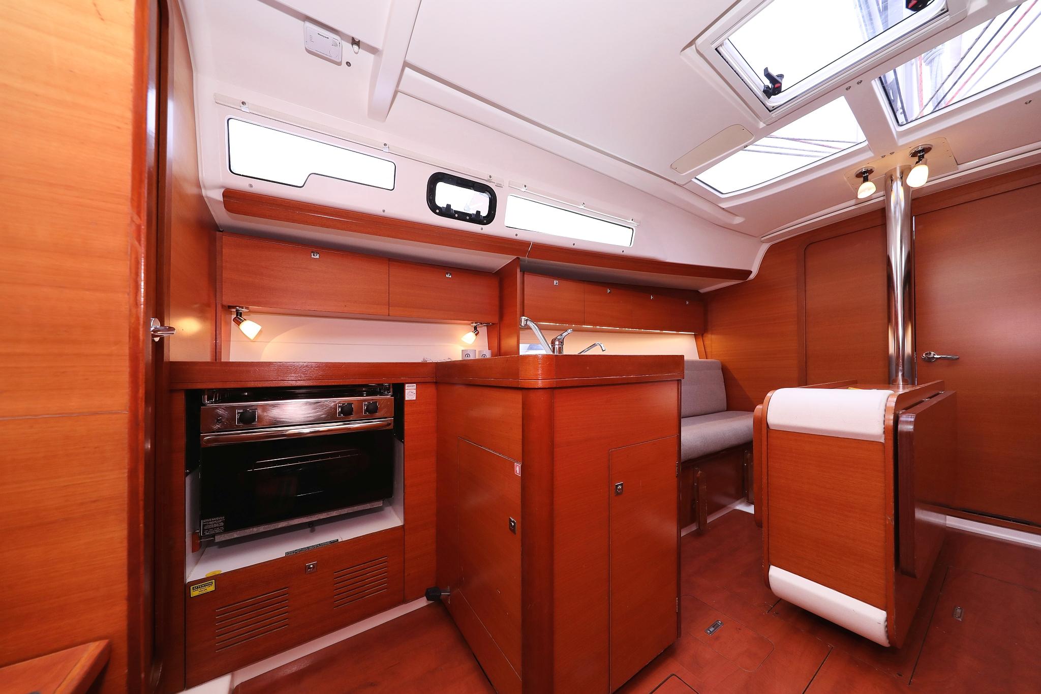 Dufour 350 GL, picture 21