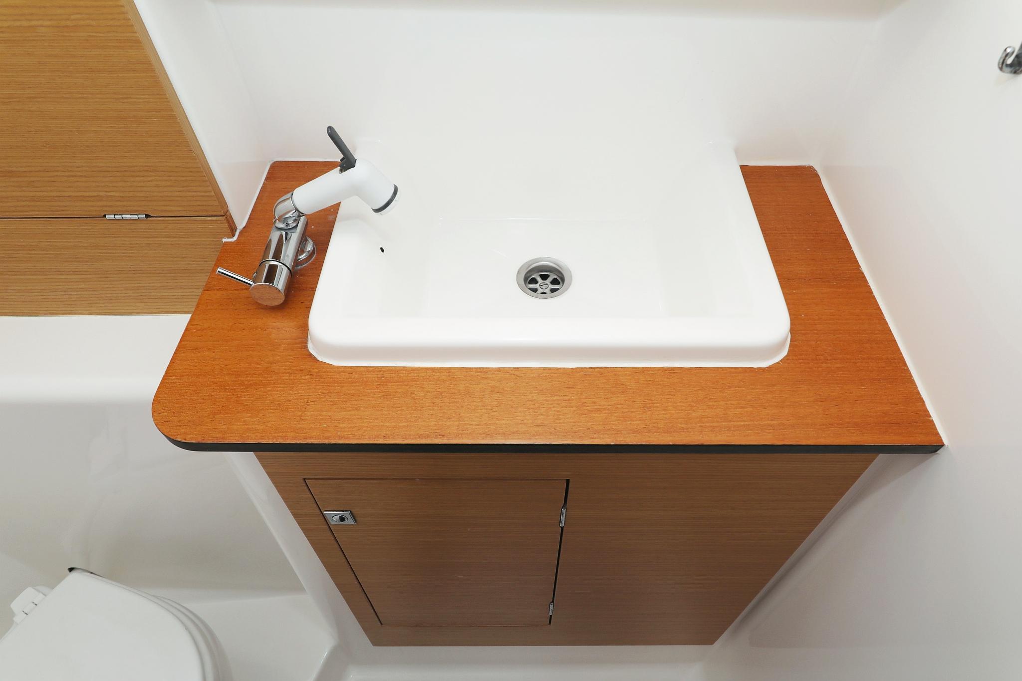 Dufour 460 GL, picture 38