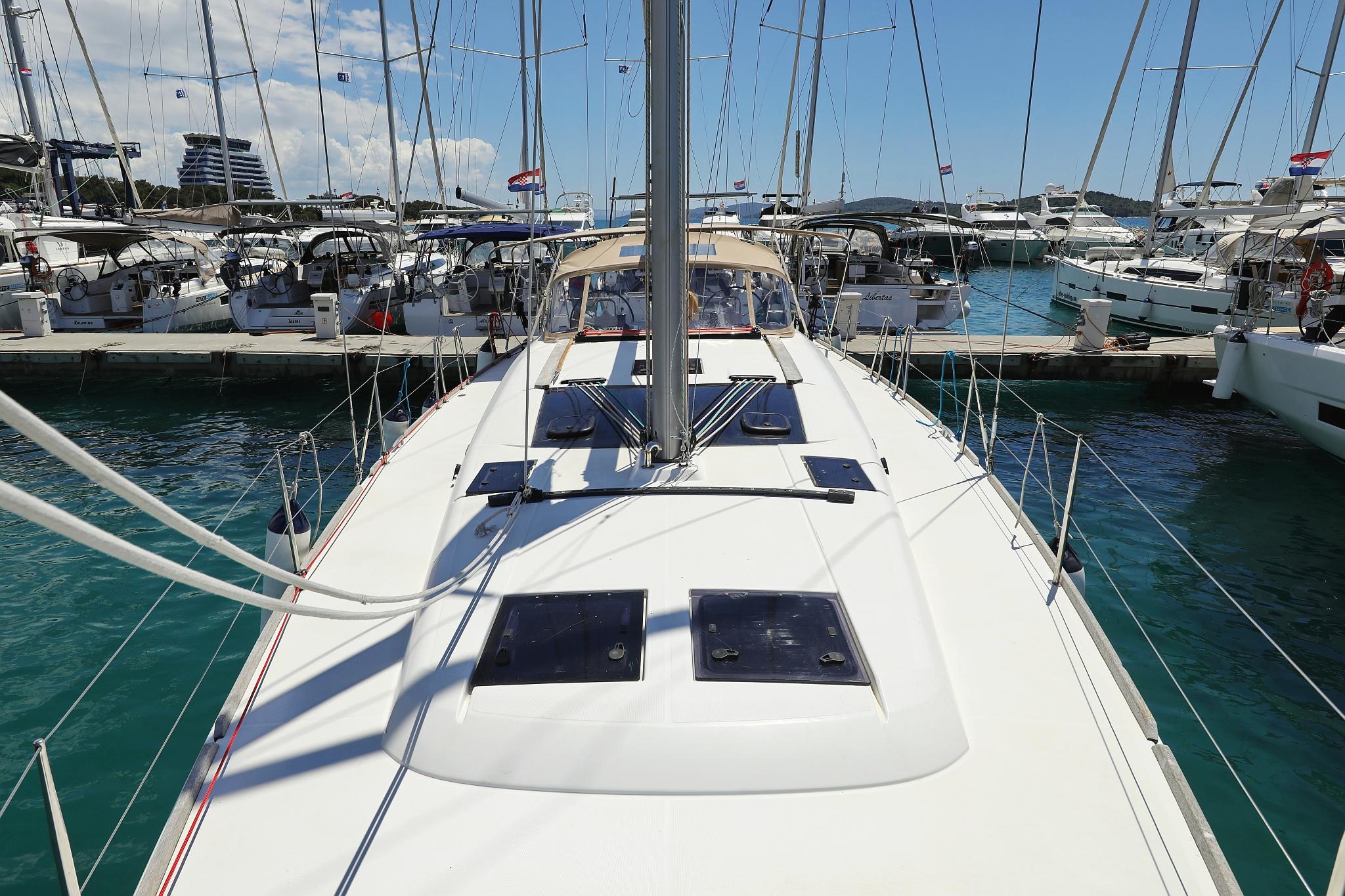 Dufour 460 GL, picture 11