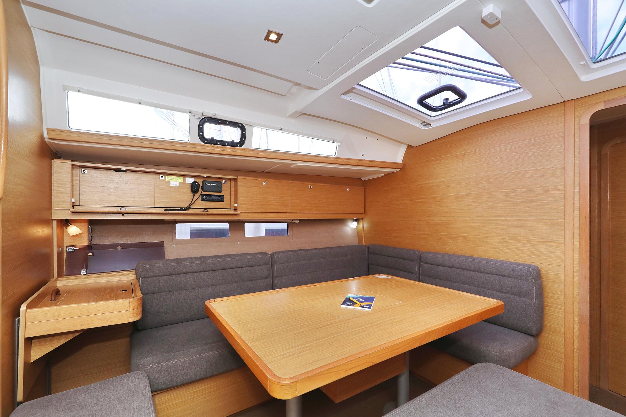 Dufour 460 GL, picture 15