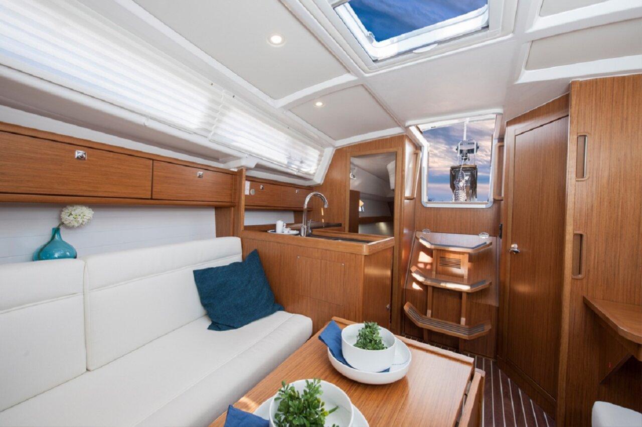 Bavaria Cruiser 33, picture 8