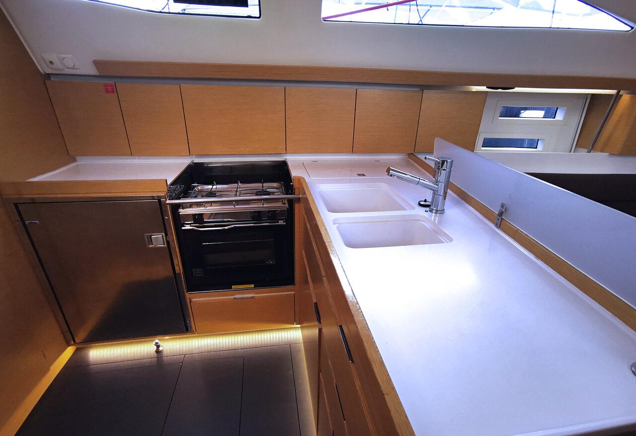 Elan Impression 45, picture 17