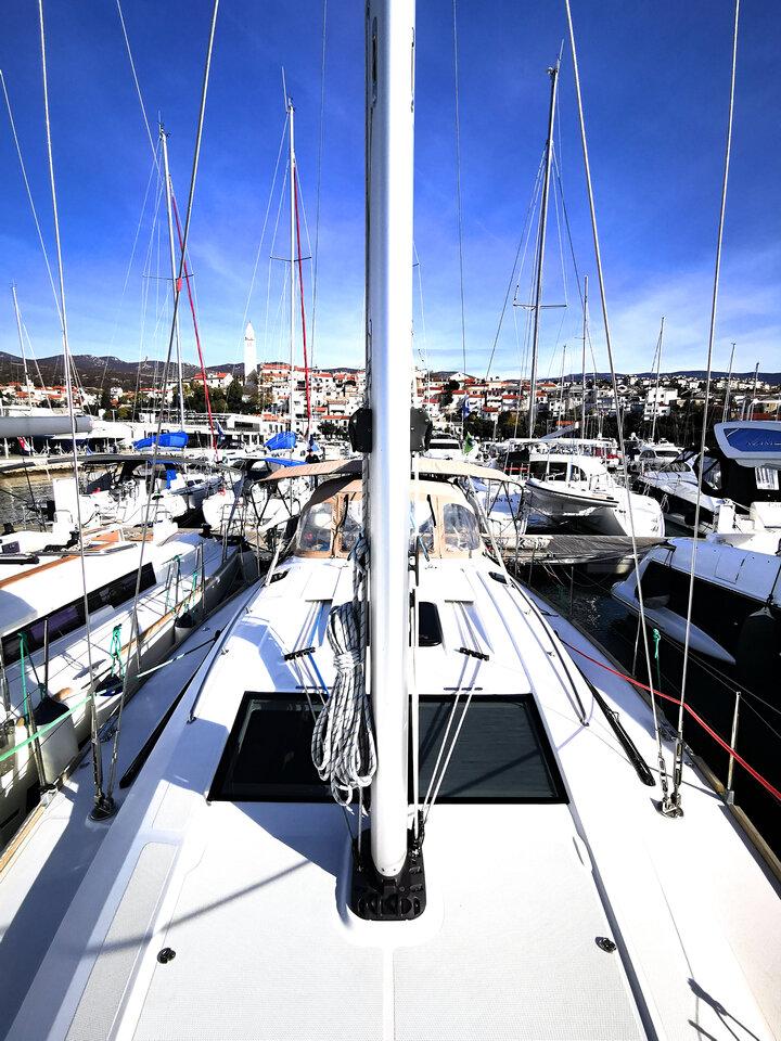 Elan Impression 45, picture 3