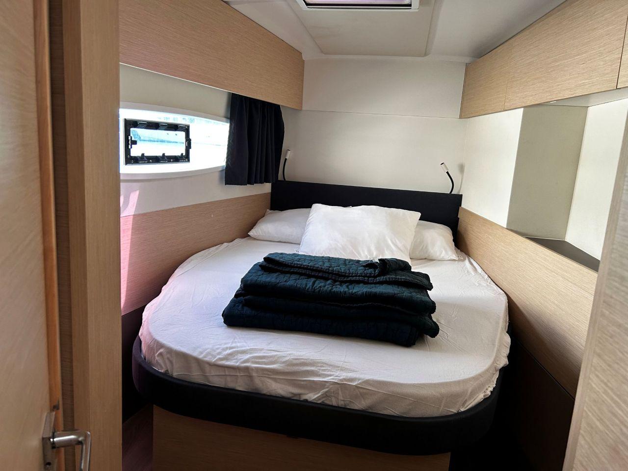 Fountaine Pajot Astrea 42 - 4 + 2 cab., picture 8