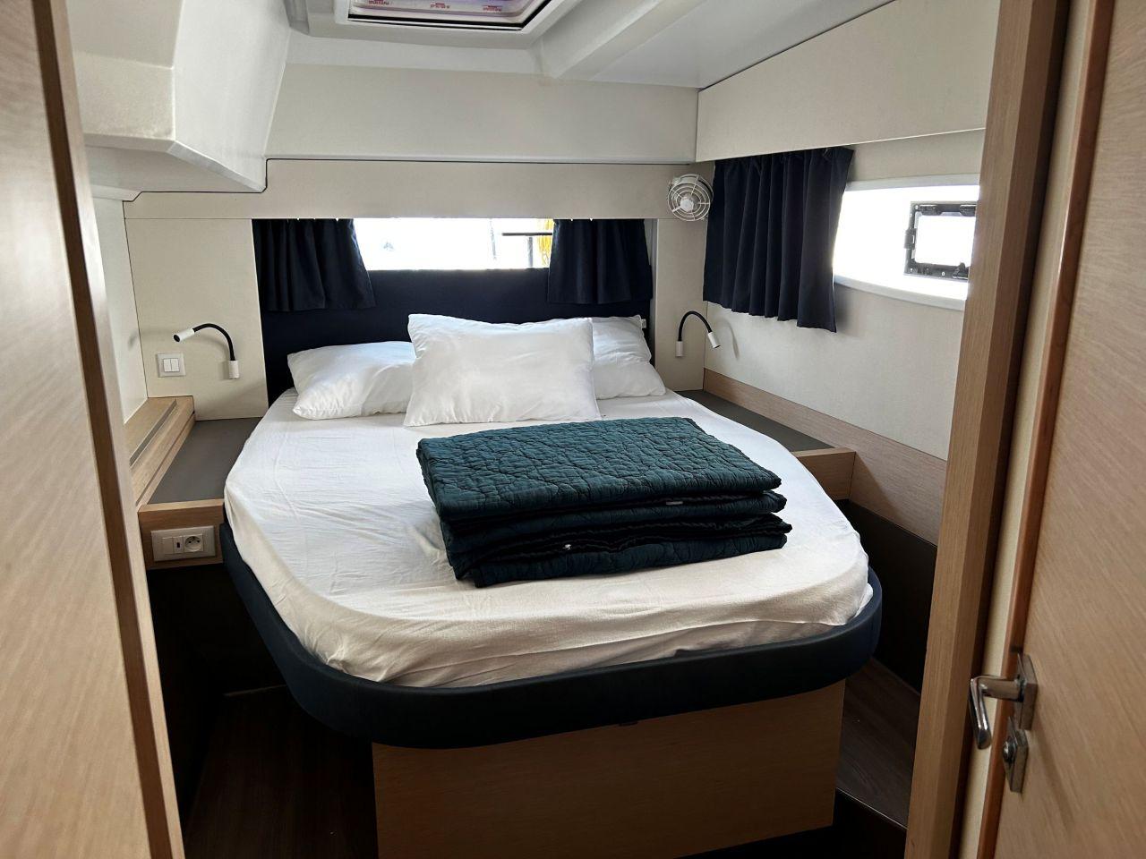 Fountaine Pajot Astrea 42 - 4 + 2 cab., picture 7