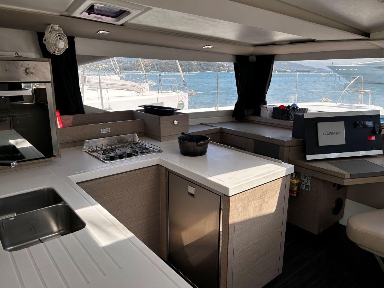 Fountaine Pajot Astrea 42 - 4 + 2 cab., picture 5