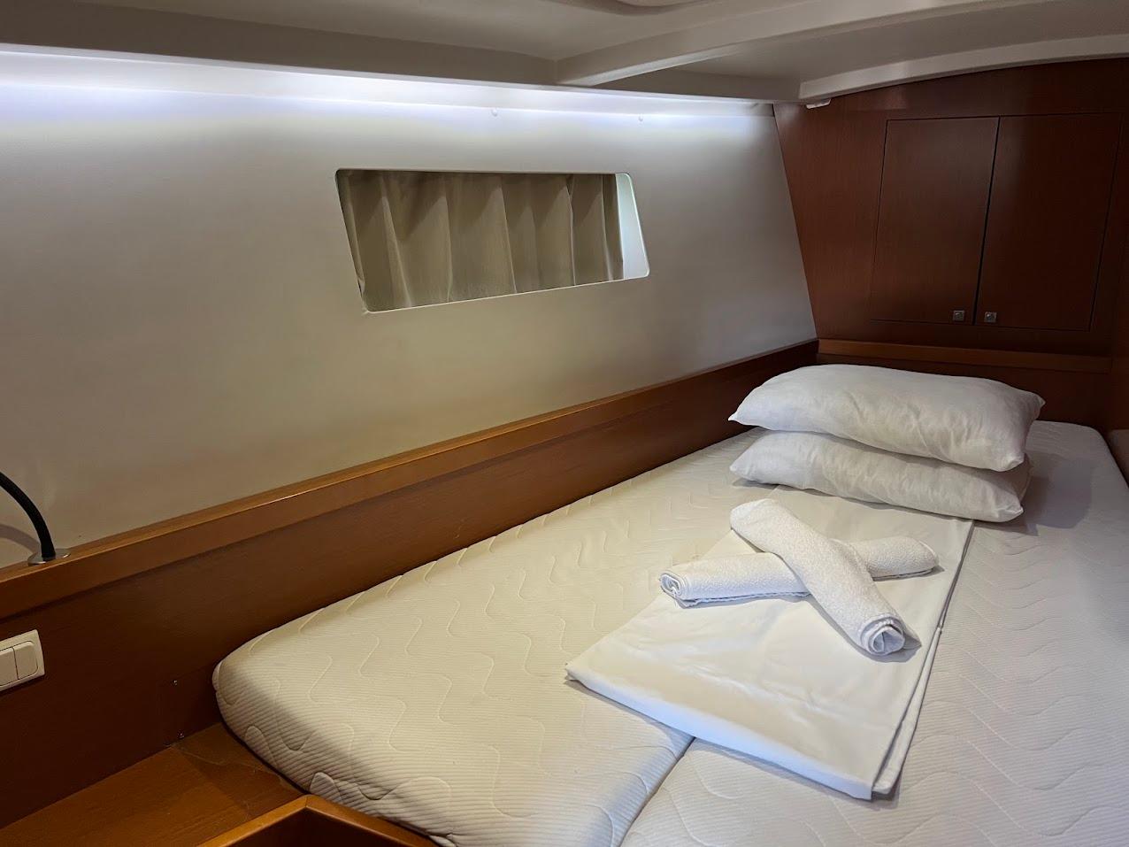 Oceanis 45 - 4 cab., picture 17