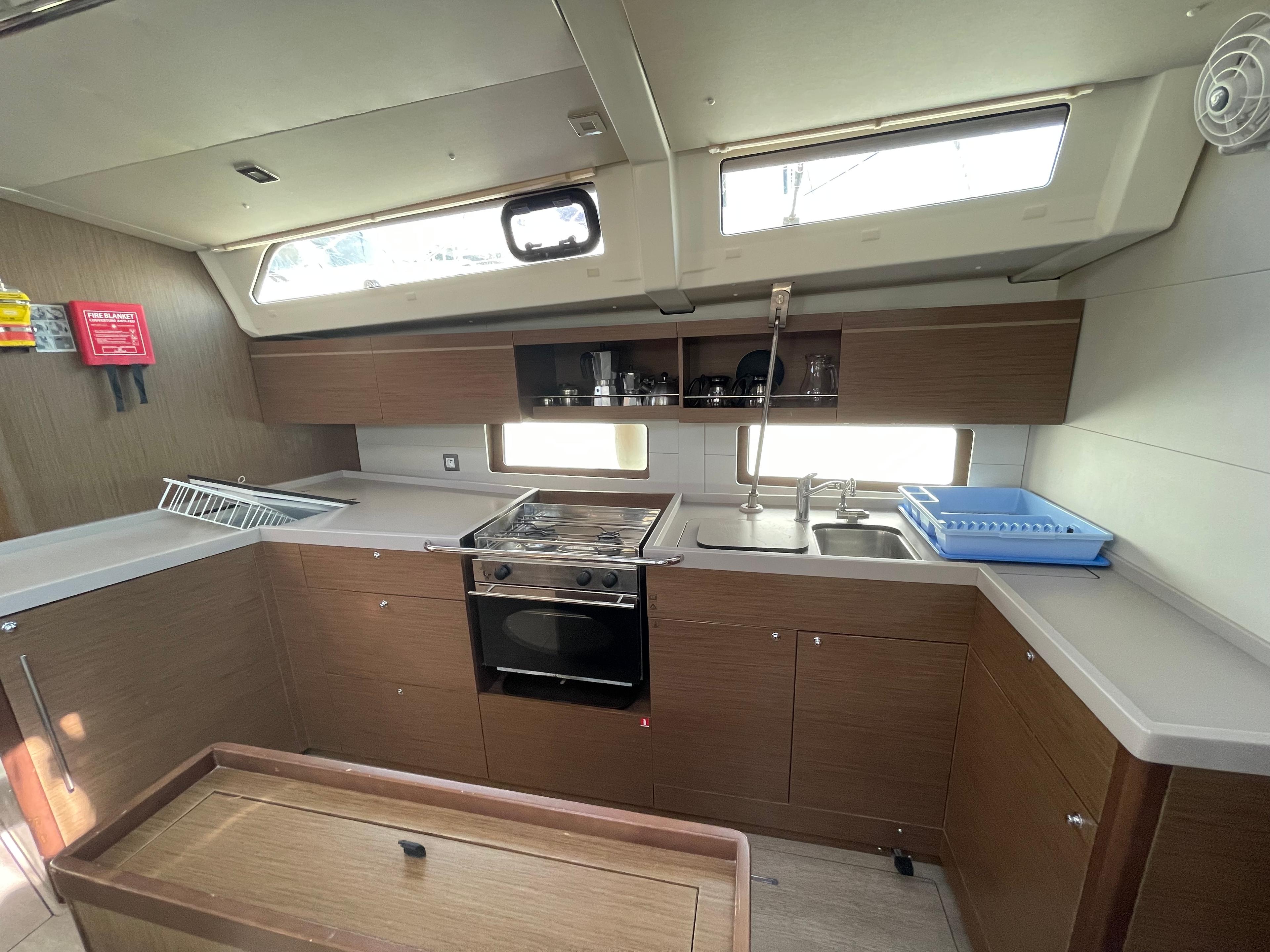 Oceanis 46.1, picture 9