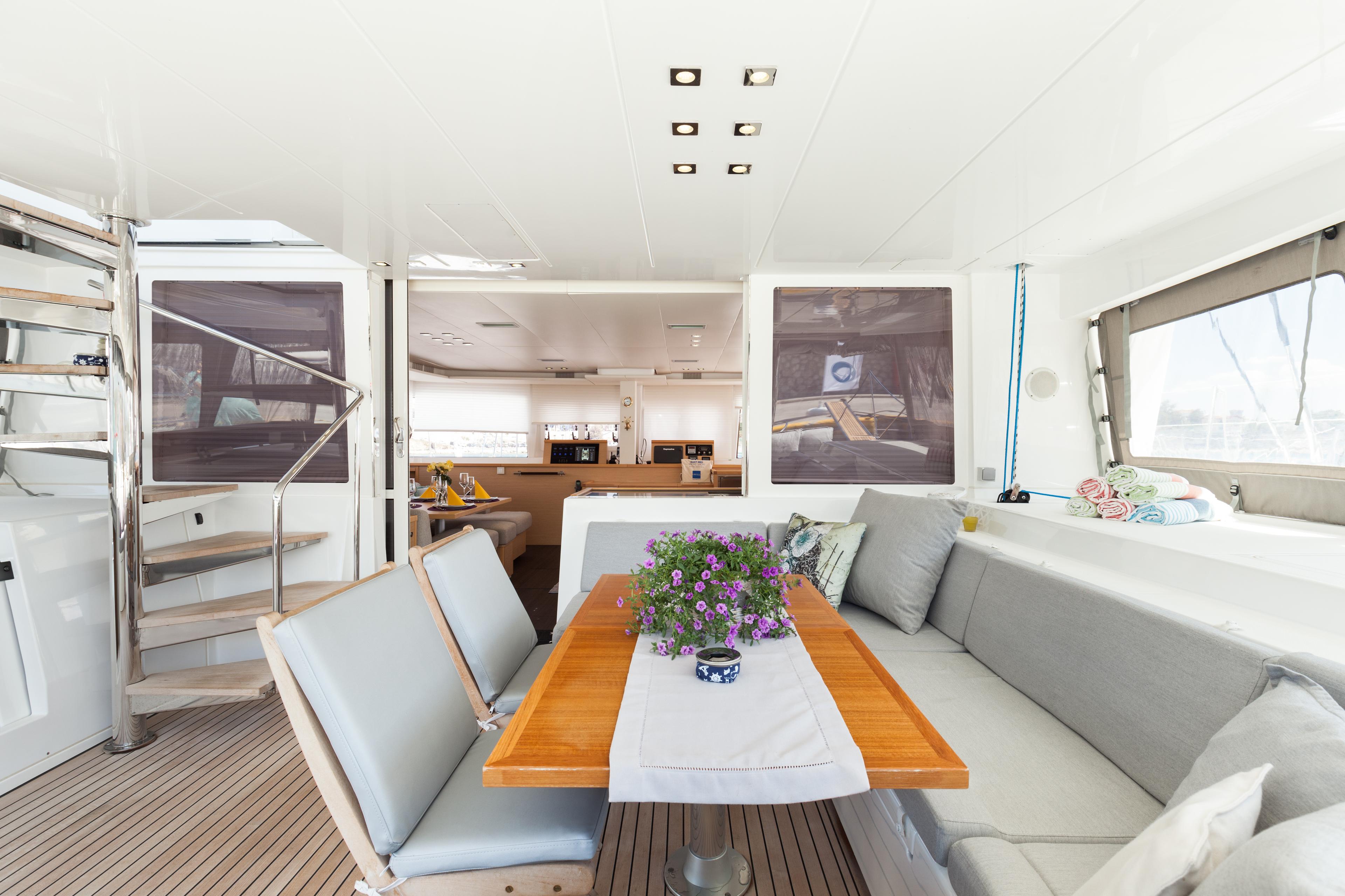 Lagoon 560, picture 4