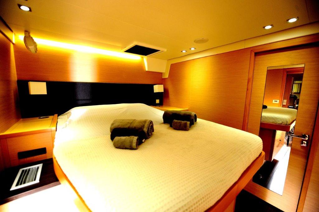 Lagoon 560, picture 18