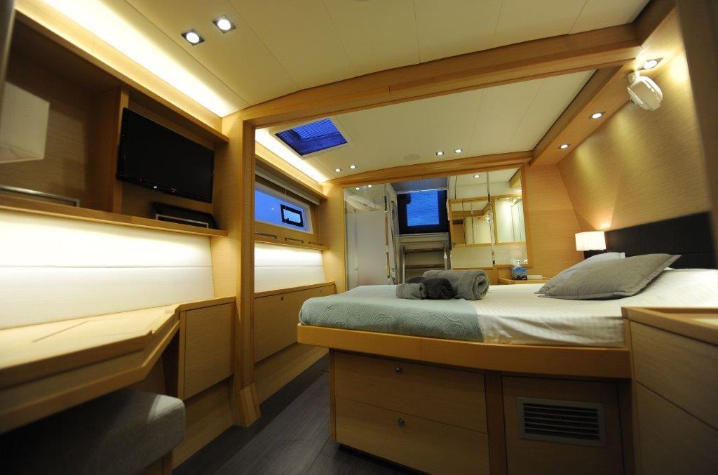 Lagoon 560, picture 22