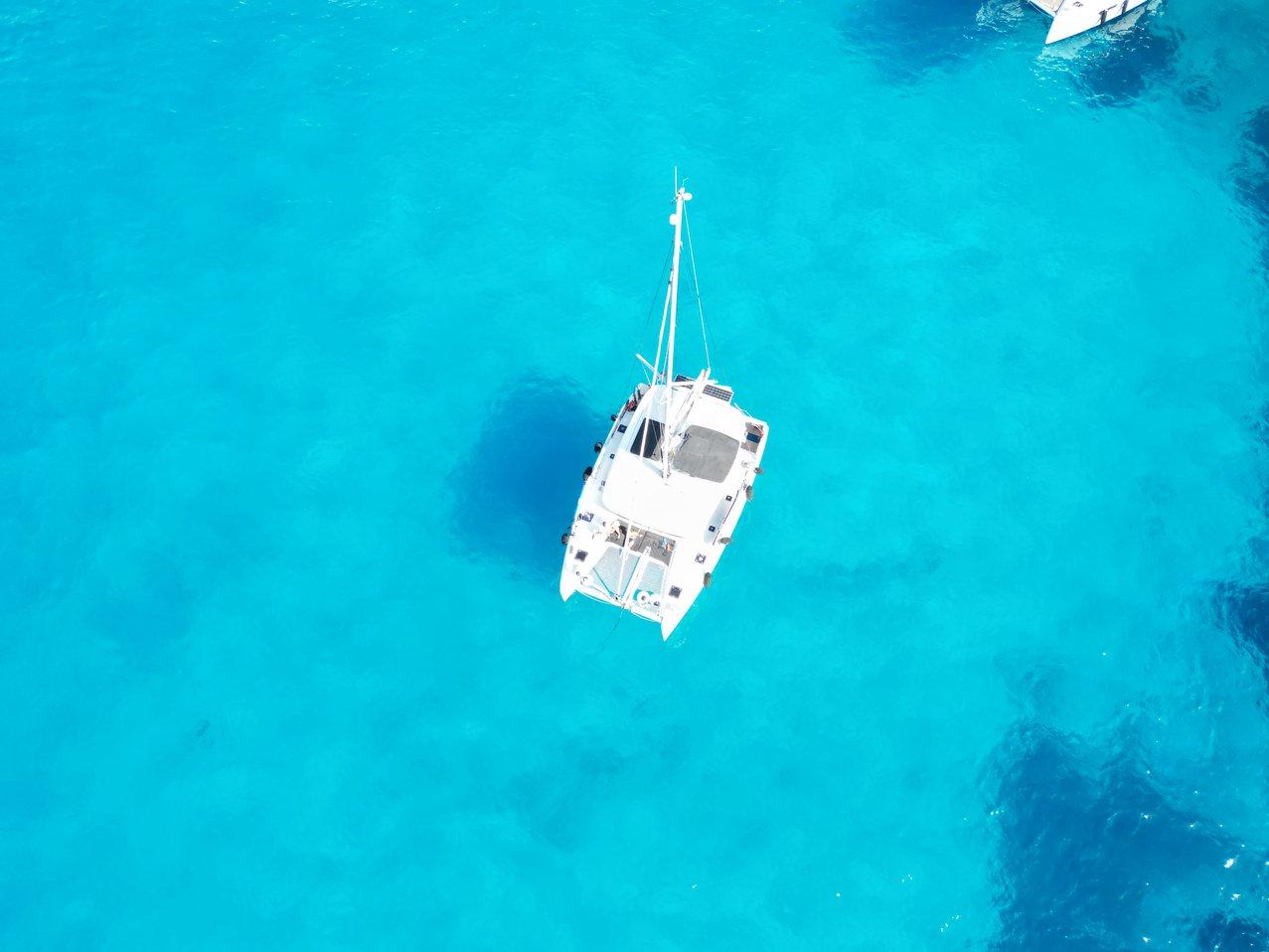 Lagoon 42 - 4 + 2 cab., picture 16