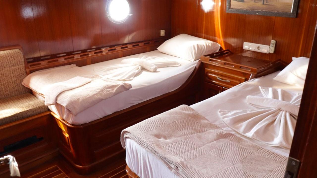 Diamond L, picture 26