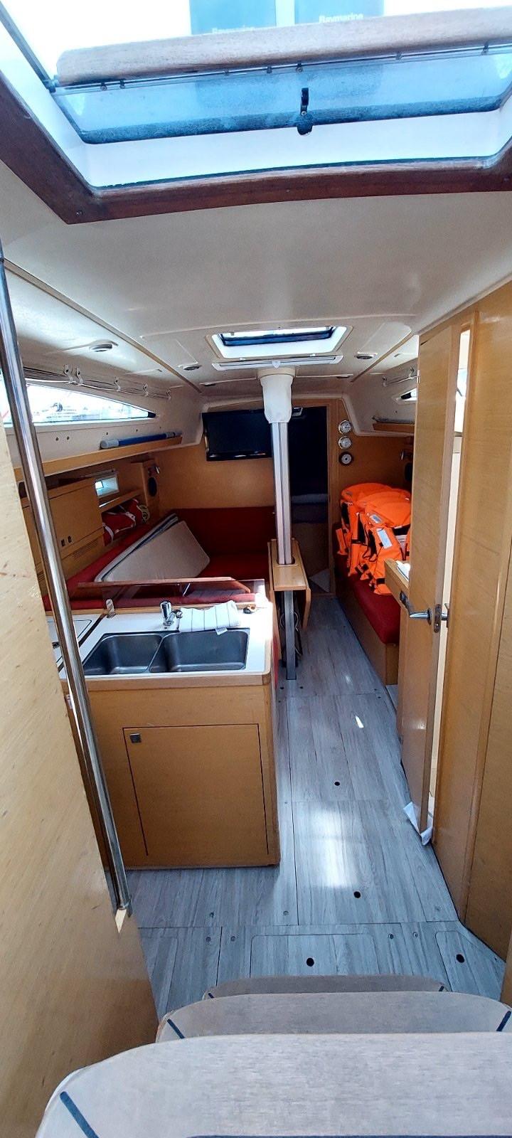 Elan 350 Performance - 3 cab., picture 4