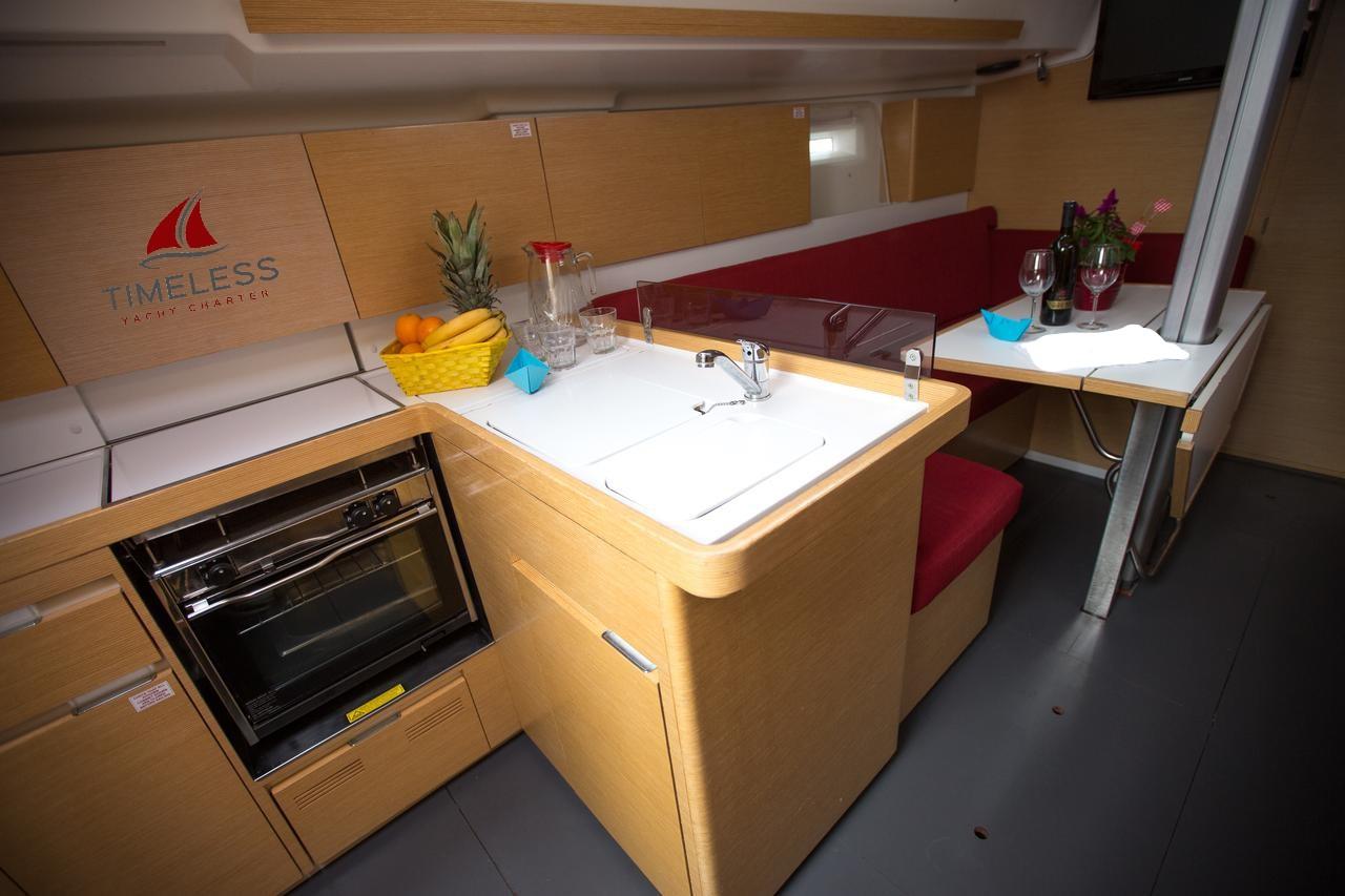 Elan 350 Performance - 3 cab., picture 8