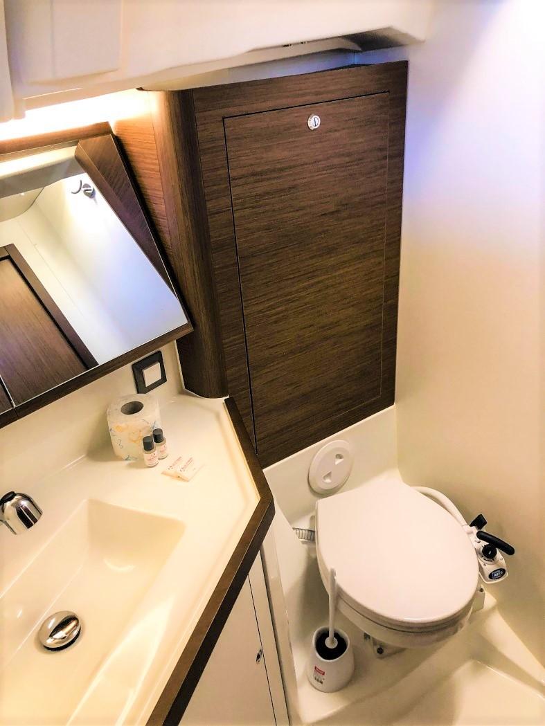 Oceanis 46.1 - 4 + 1 cab., picture 13