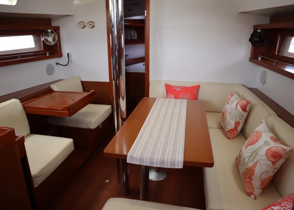 Oceanis 41, picture 6