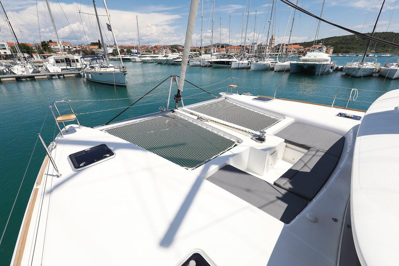 Lagoon 450 - 4 + 2 cab., picture 8