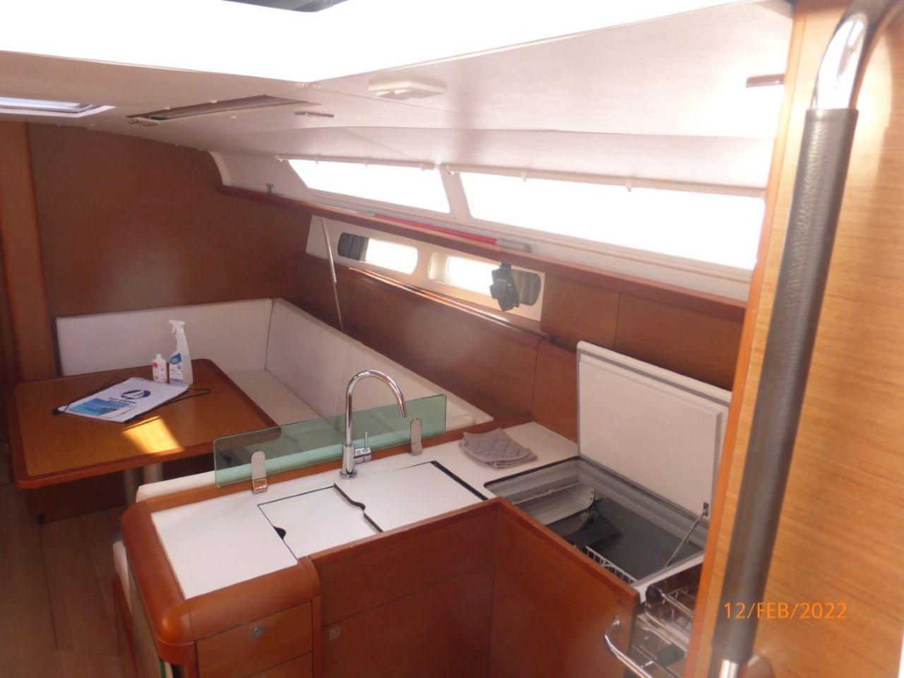 Sun Odyssey 419 - 3 cab. - Para elli, picture 6