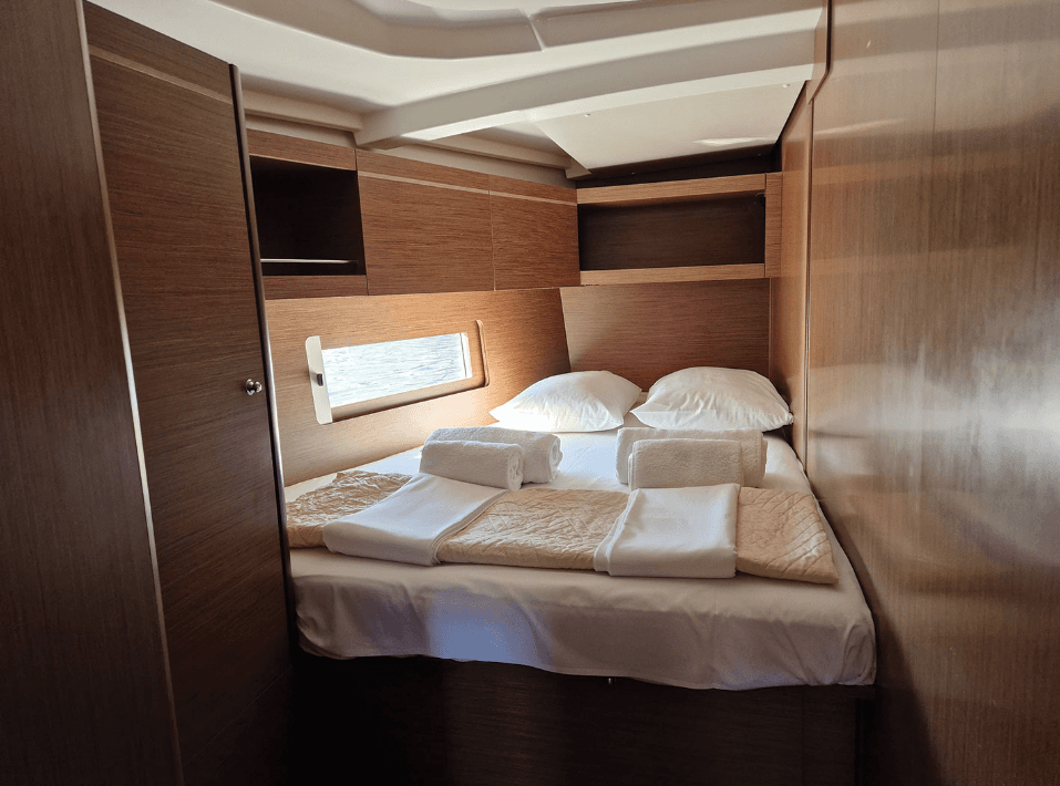 Oceanis 46.1, picture 10