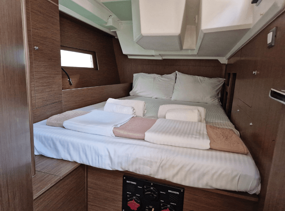 Oceanis 46.1, picture 11