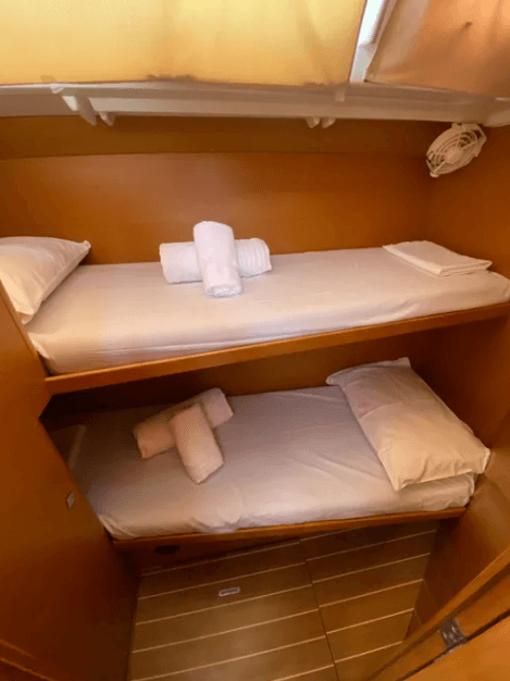 Jeanneau 53 - 5 + 1 cab., picture 10