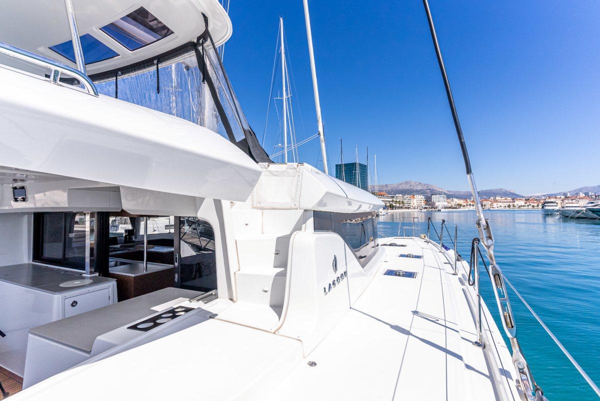 Lagoon 46 - 4 + 2 cab., picture 4