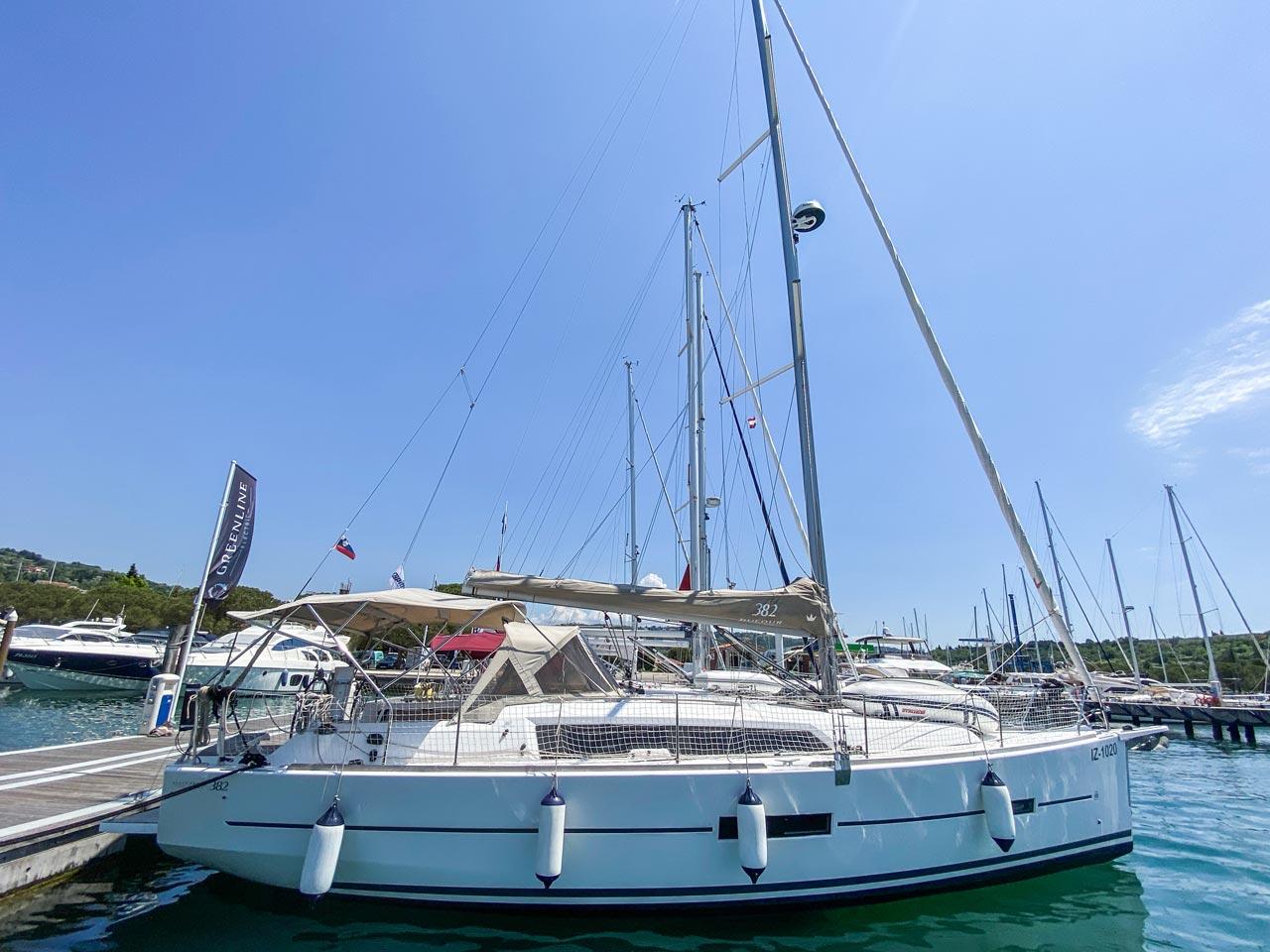 Dufour 382 GL, picture 4