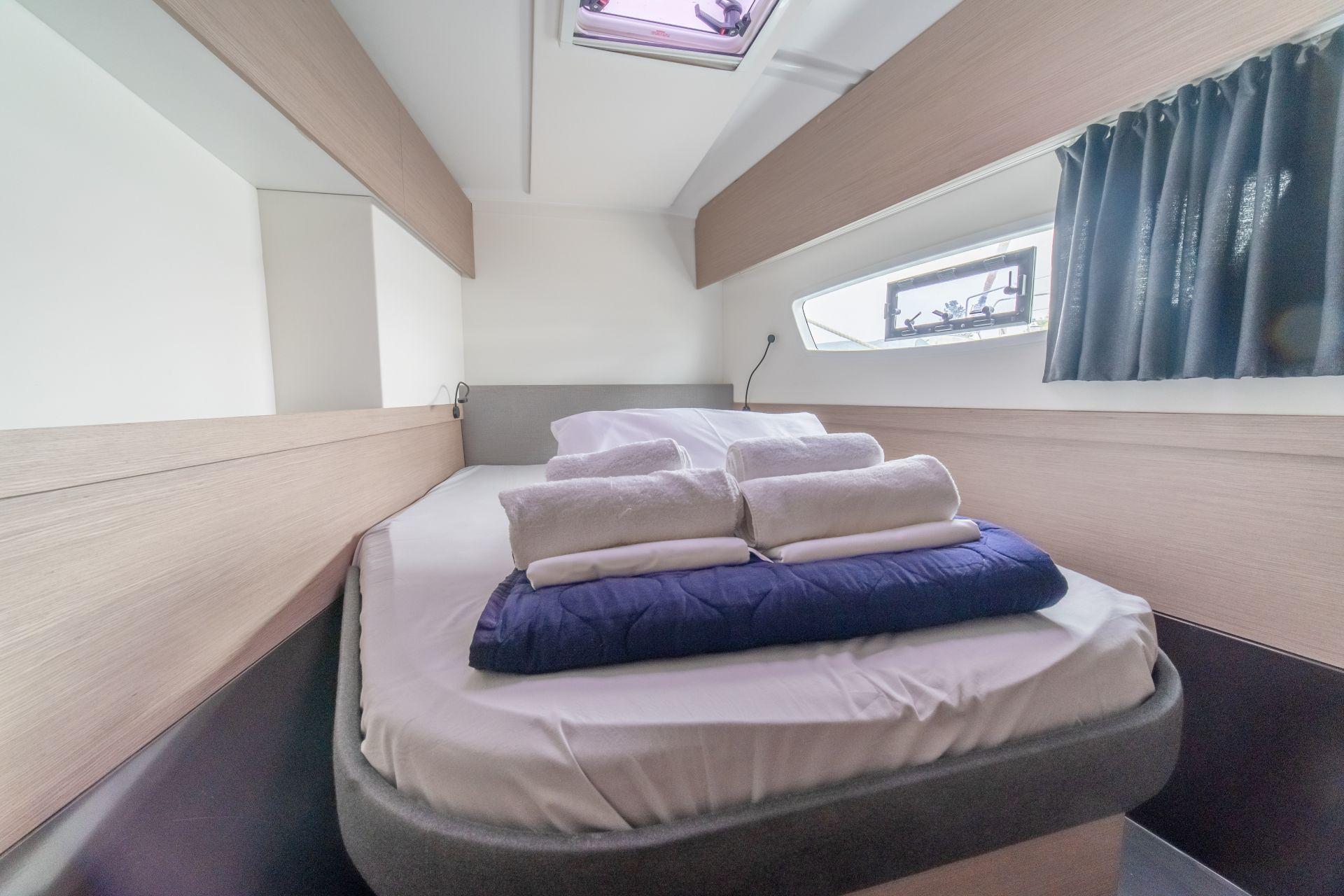 Fountaine Pajot Astrea 42 - 4 + 2 cab., picture 10