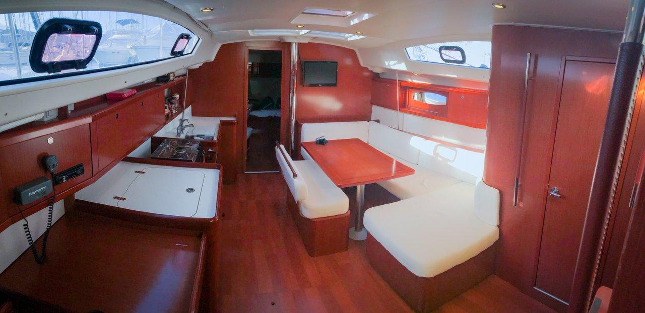 Oceanis 43 - 3 cab., picture 9