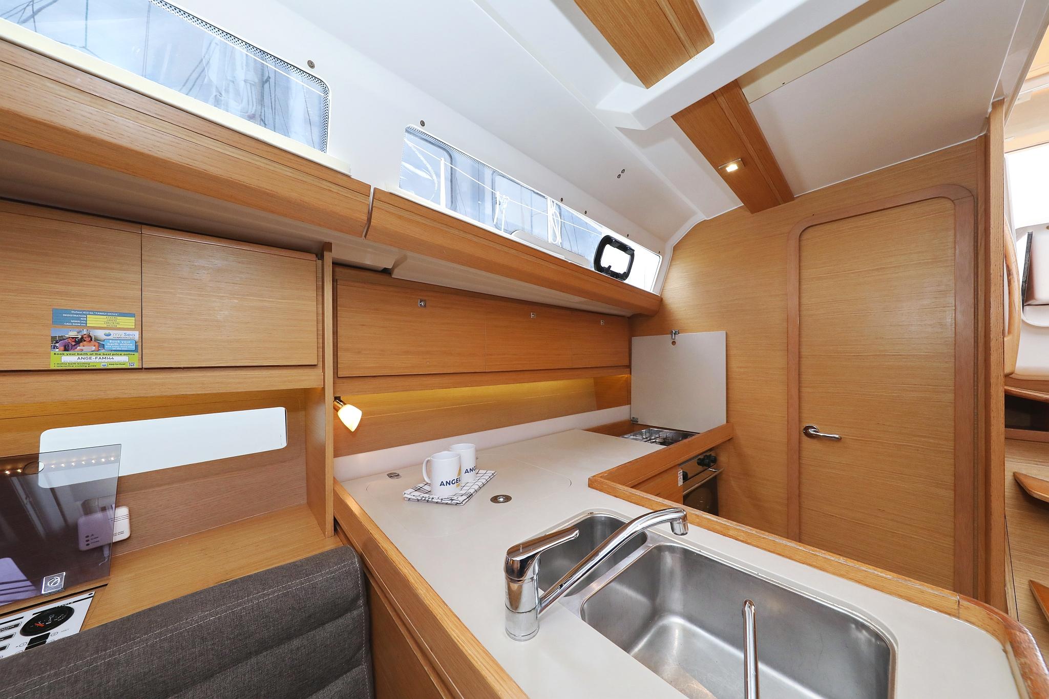 Dufour 412 GL, picture 18