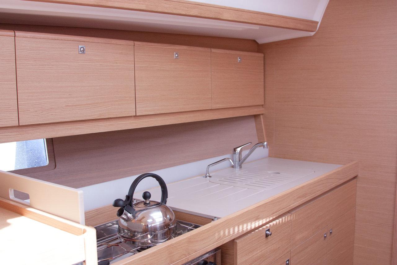 Dufour 382 GL - Siroko, picture 7