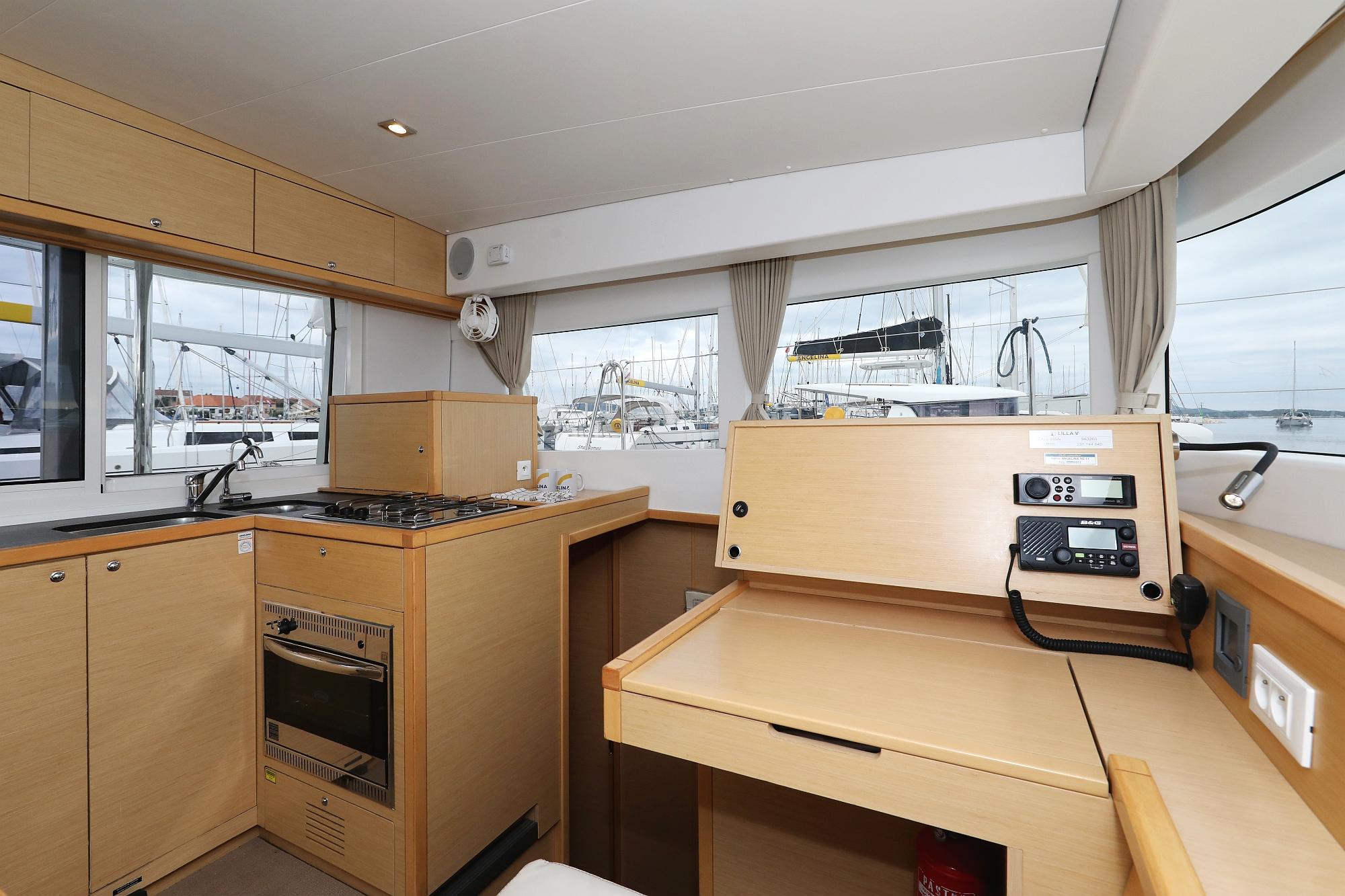 Lagoon 39 - 4 + 2 cab., picture 19