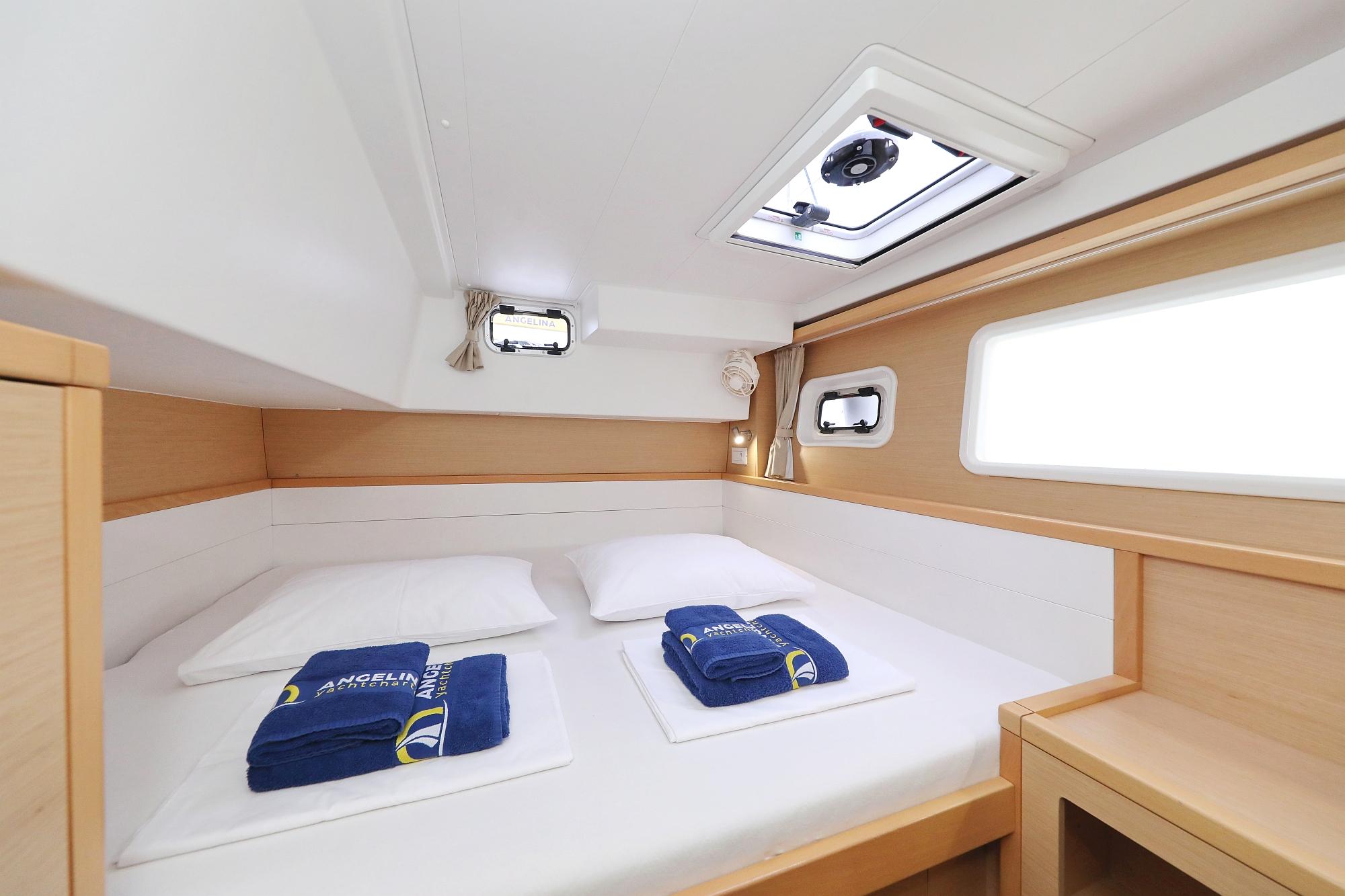 Lagoon 39 - 4 + 2 cab., picture 32