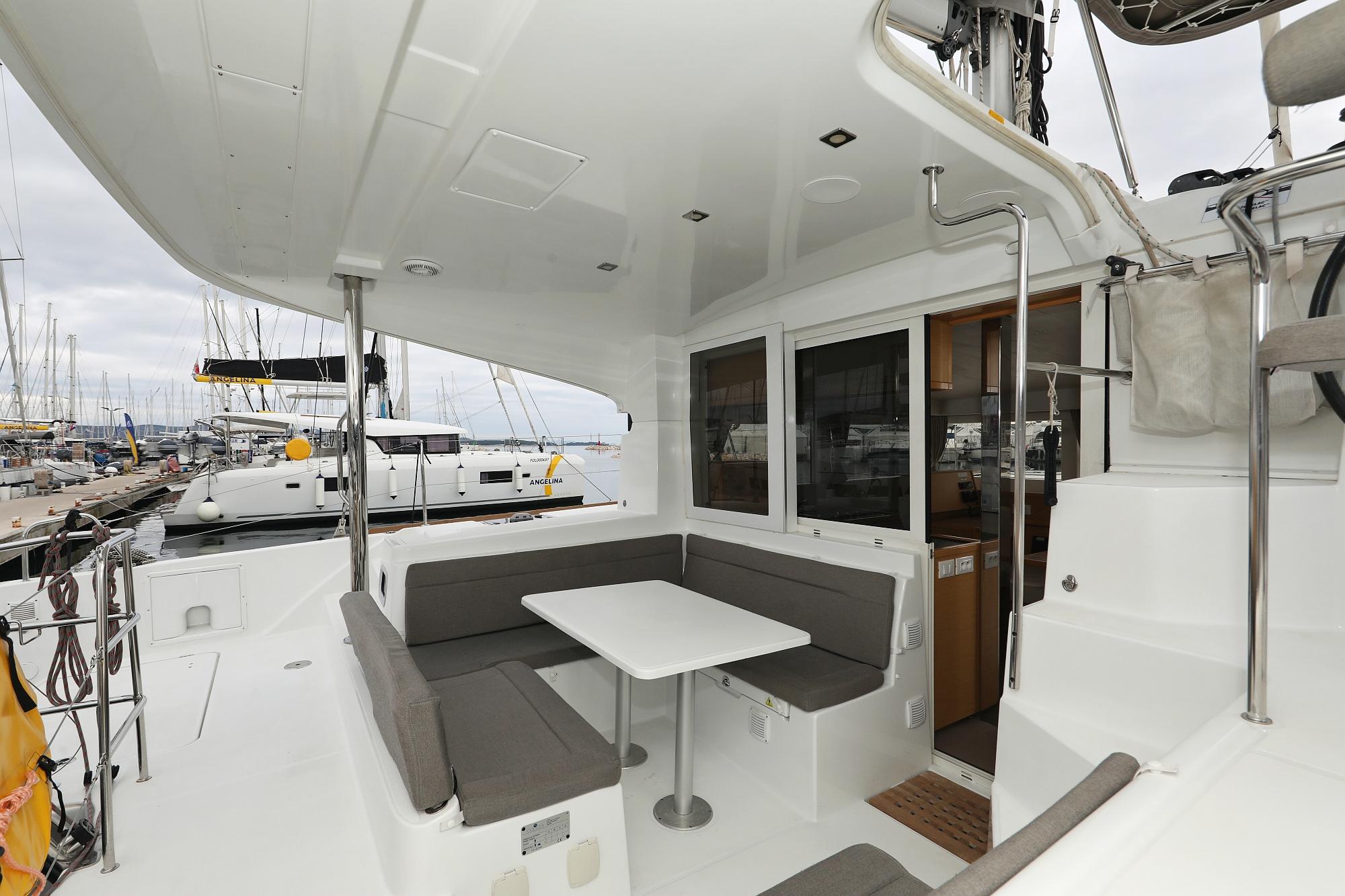 Lagoon 39 - 4 + 2 cab., picture 5