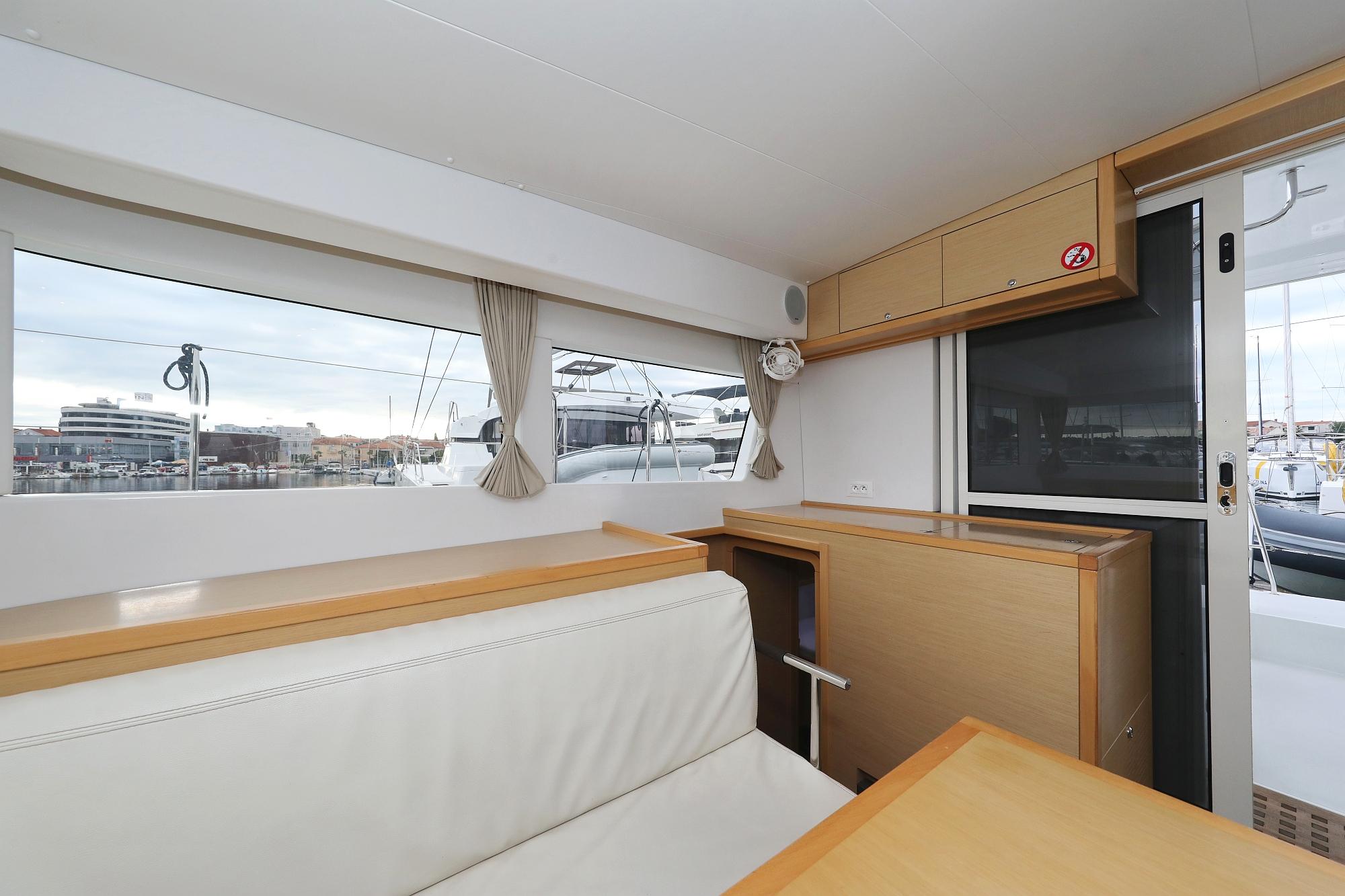 Lagoon 39 - 4 + 2 cab., picture 22