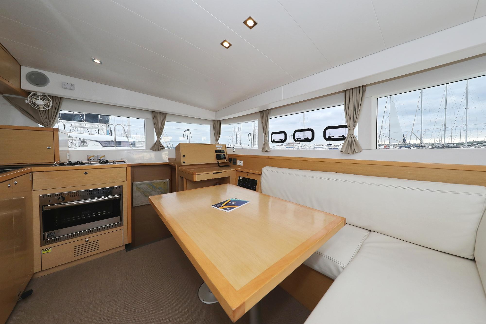 Lagoon 39 - 4 + 2 cab., picture 18