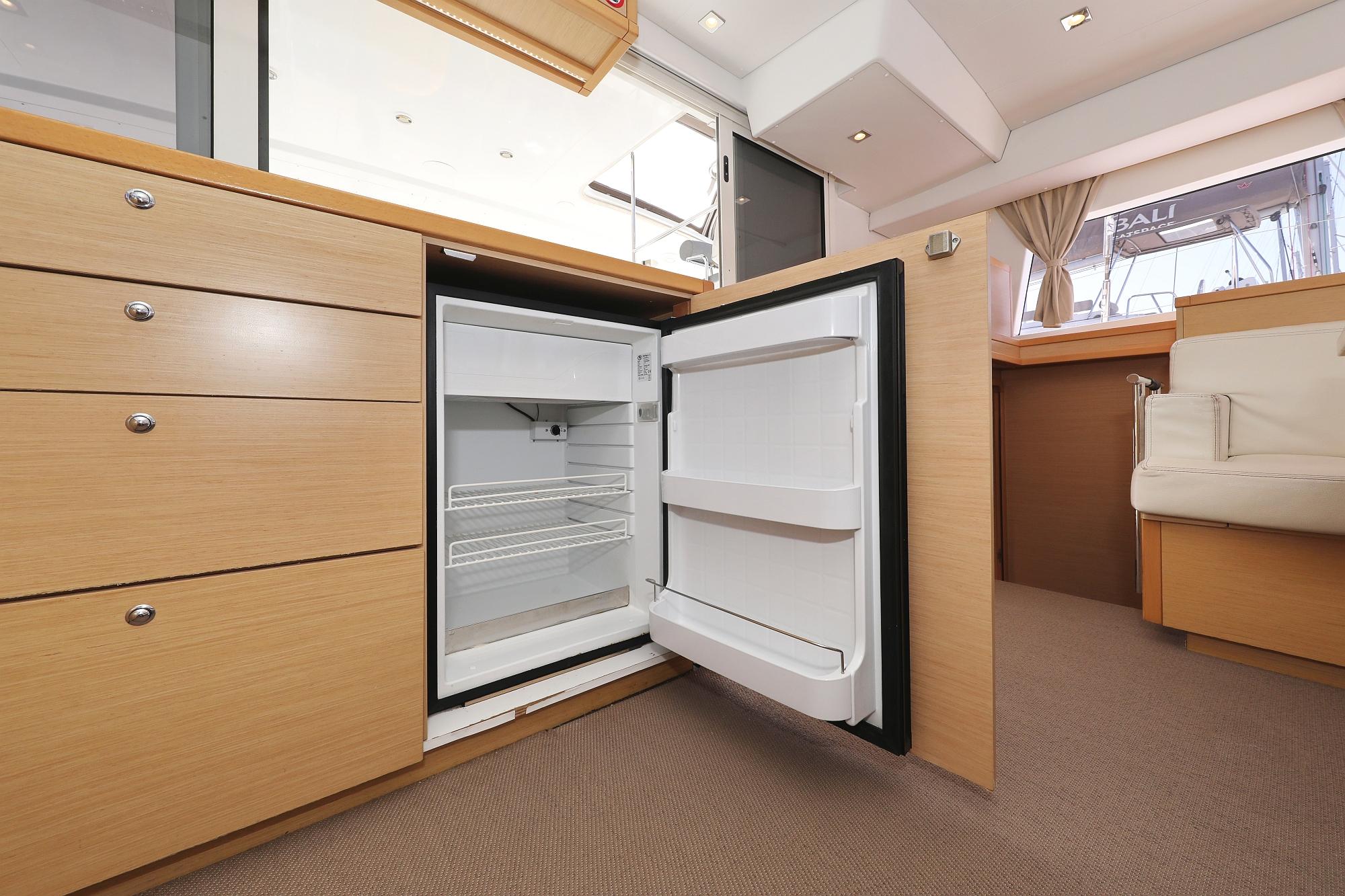 Lagoon 400 S2 - 4 + 2 cab., picture 37