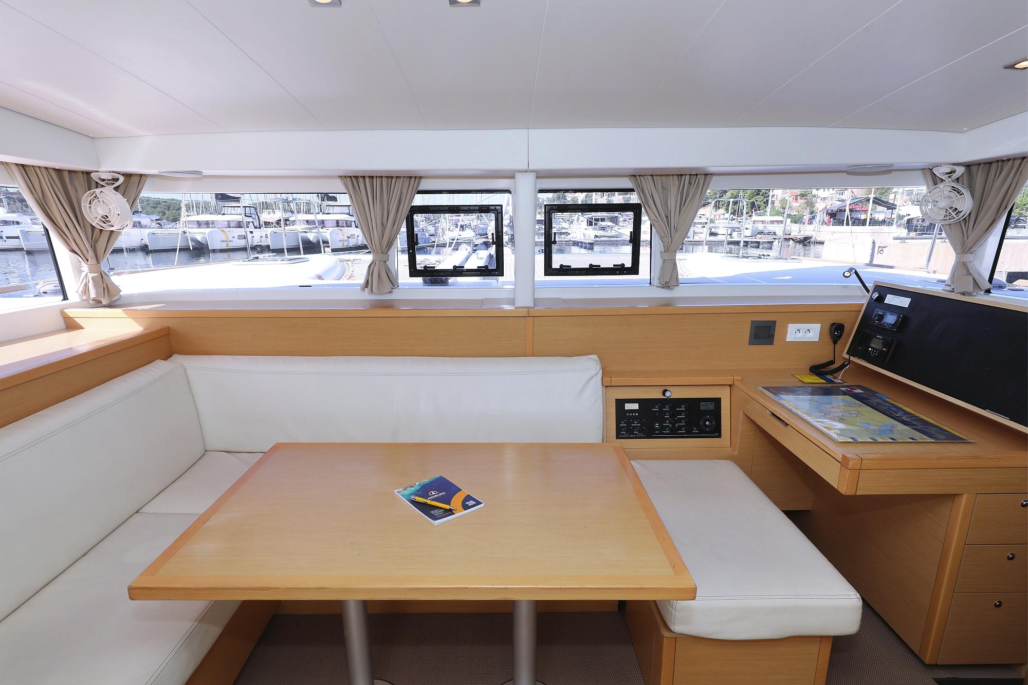 Lagoon 400 S2 - 4 + 2 cab., picture 16