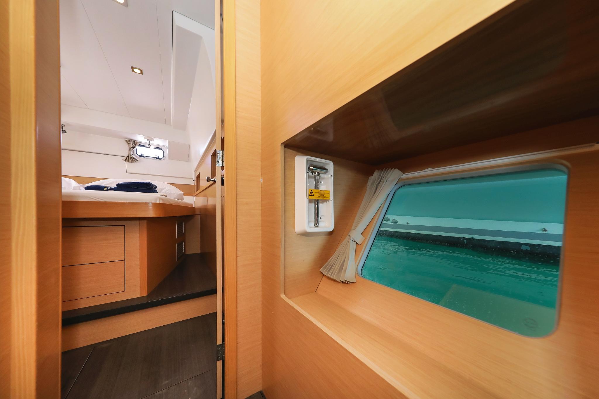 Lagoon 400 S2 - 4 + 2 cab., picture 23