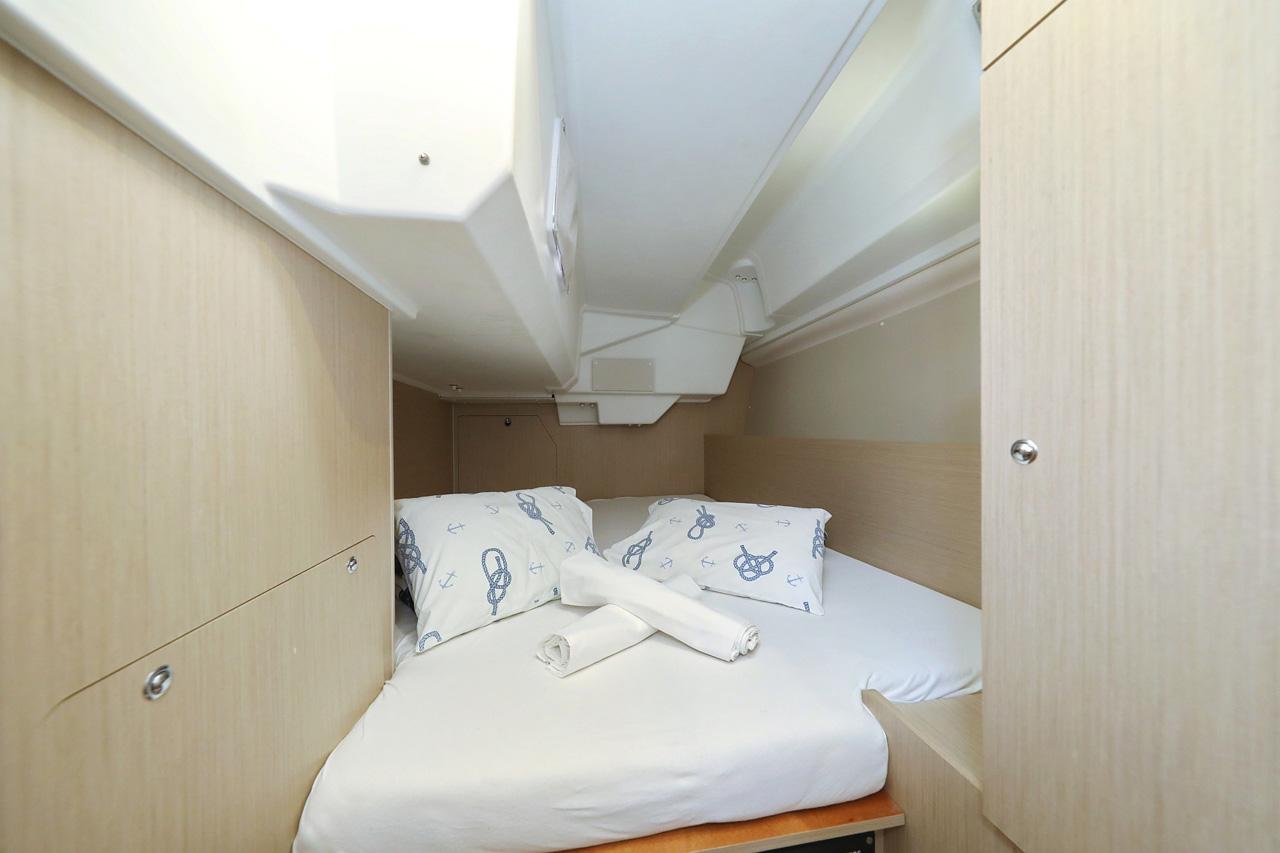 Oceanis 38.1, picture 23